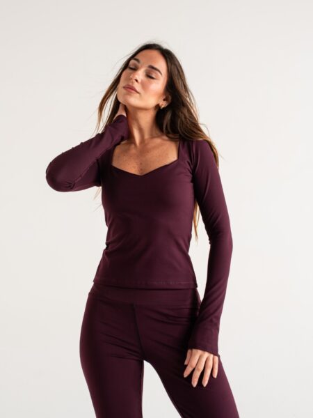 [01092] Remera Escote En Punta New Yoga